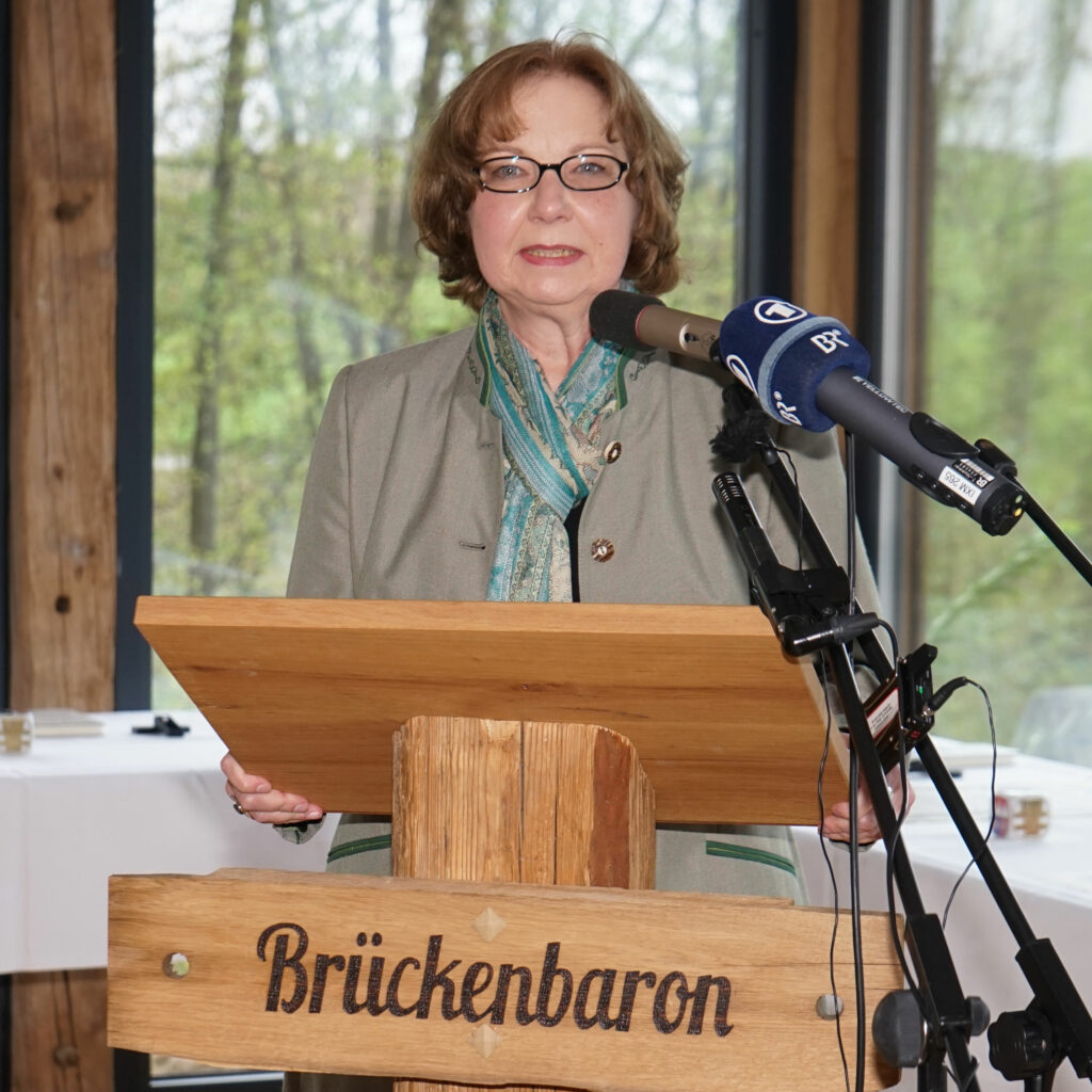 Dr. Andrea Kluxen, Nürnberg (Mfr)